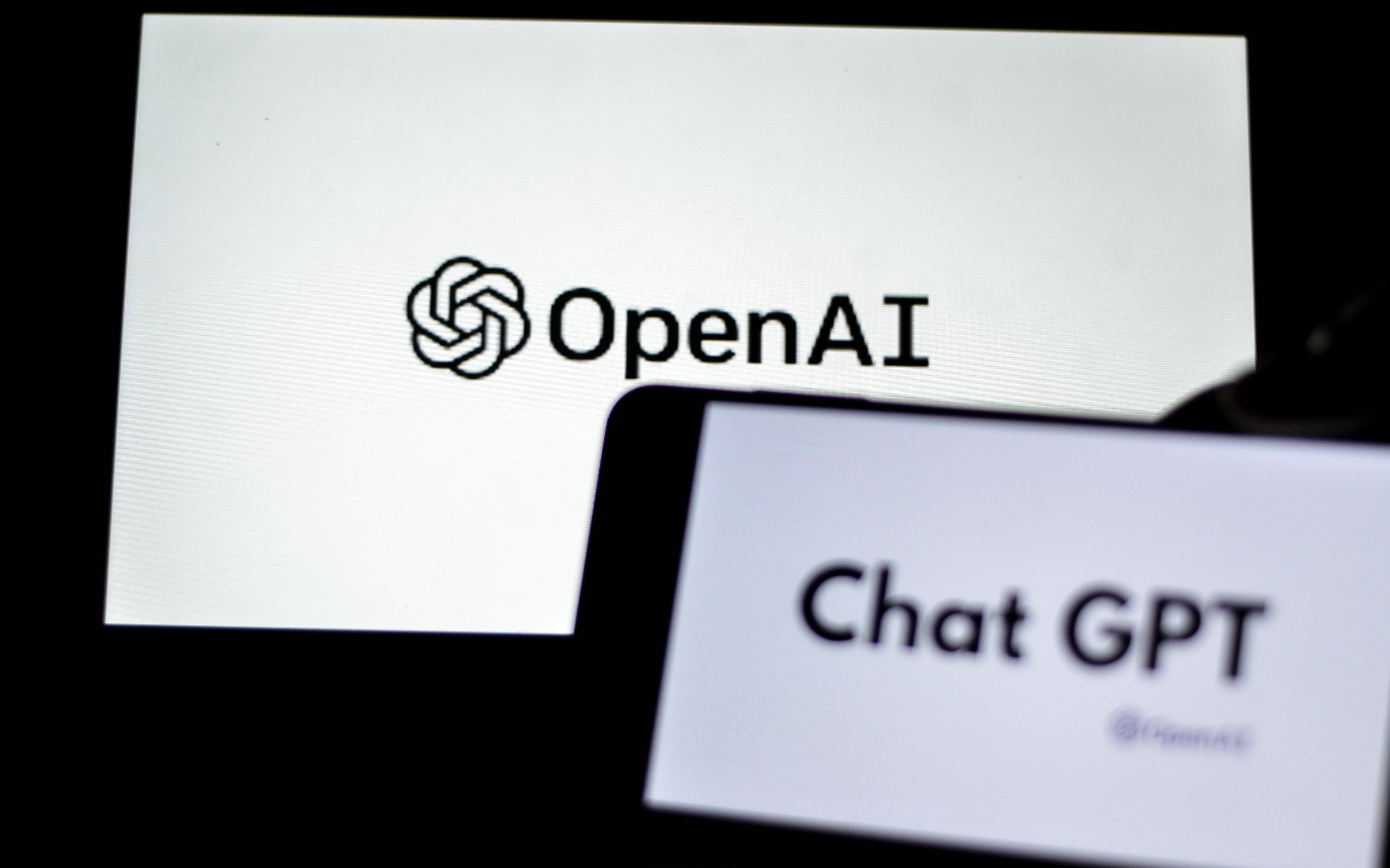 OpenAI: “Nostri modelli IA fuori controllo, hanno hackerato altra piattaforma”