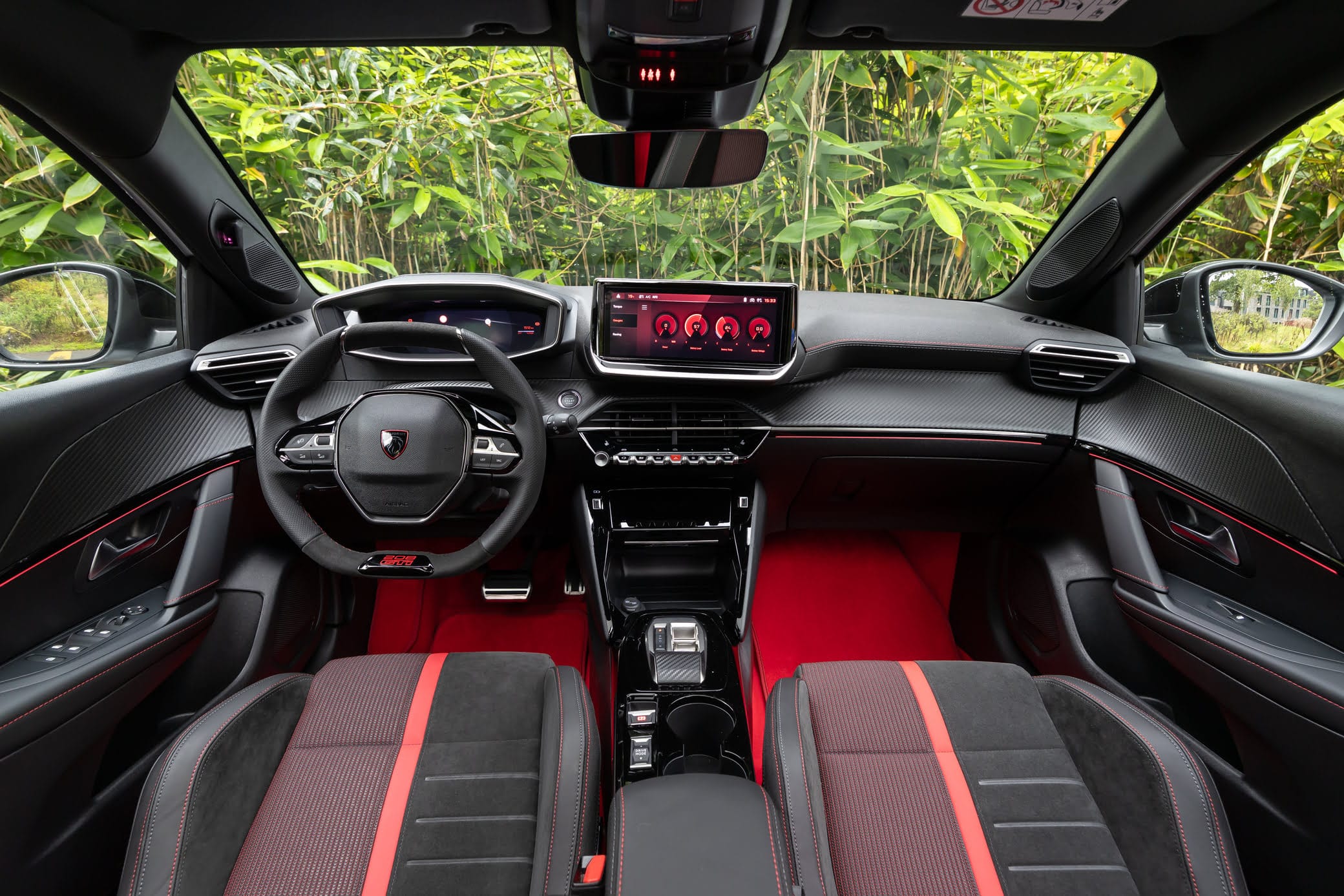 Peugeot e-208 GTi