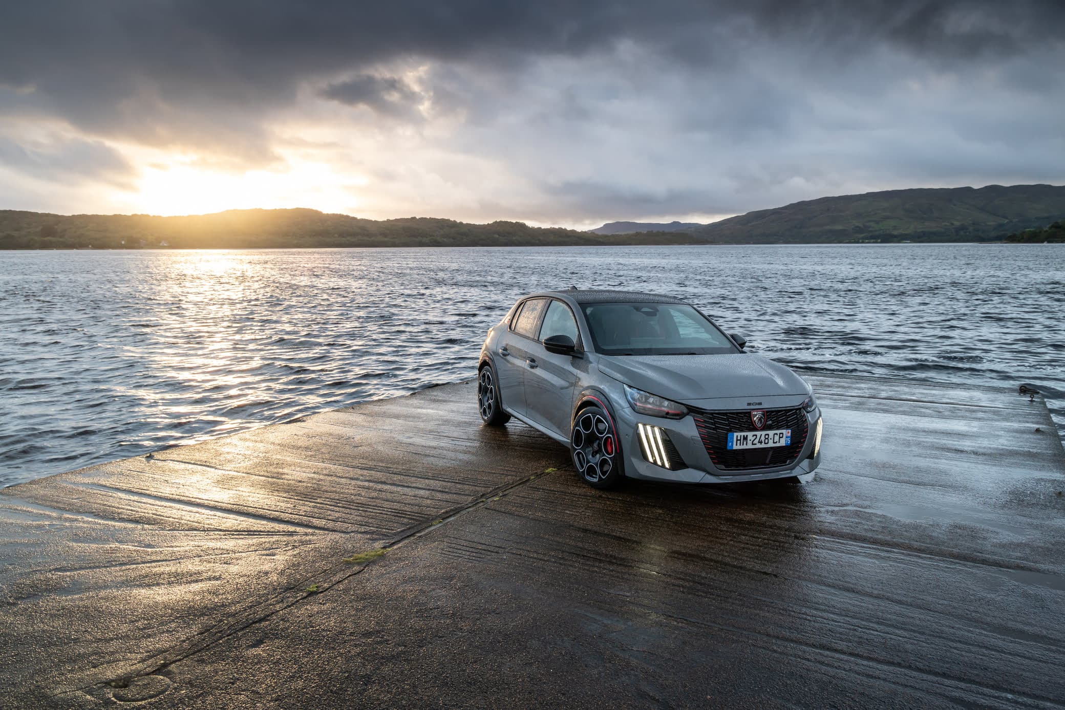 Peugeot e-208 GTi
