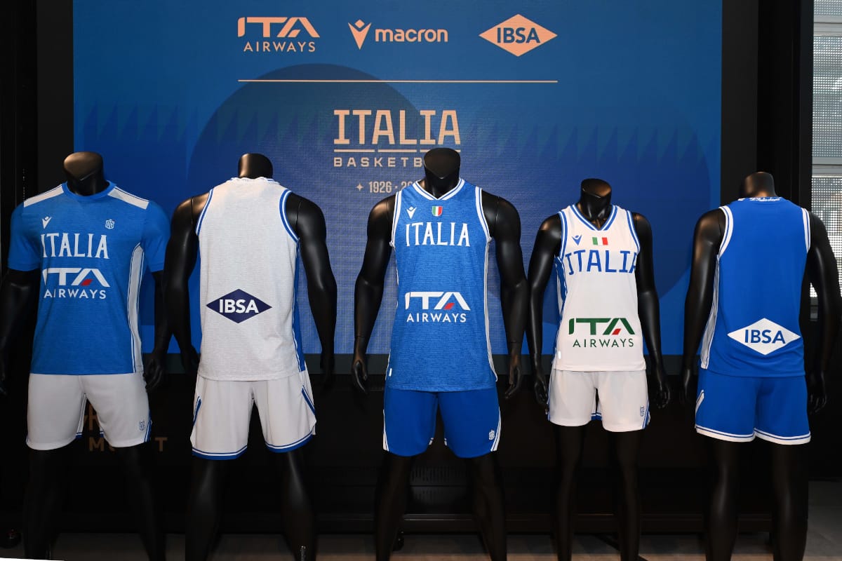 
Presentazione Divise Italbasket 2026
FIP 2026
Bologna, 27/05/2026
Foto M.Ceretti / Ciamillo-Castoria