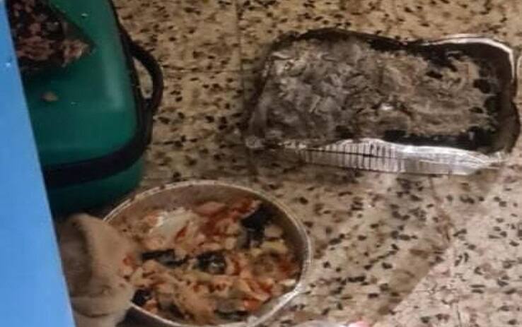 Dettaglio dei residui di un braciere acceso trovato all'interno di una stanza dell'ex istituto Configliachi in via Guido Reni a Padova, in cui sono stati trovati i corpi senza vita di tre persone, 7 gennaio 2024. ANSA / QUESTURA DI PADOVA (npk)