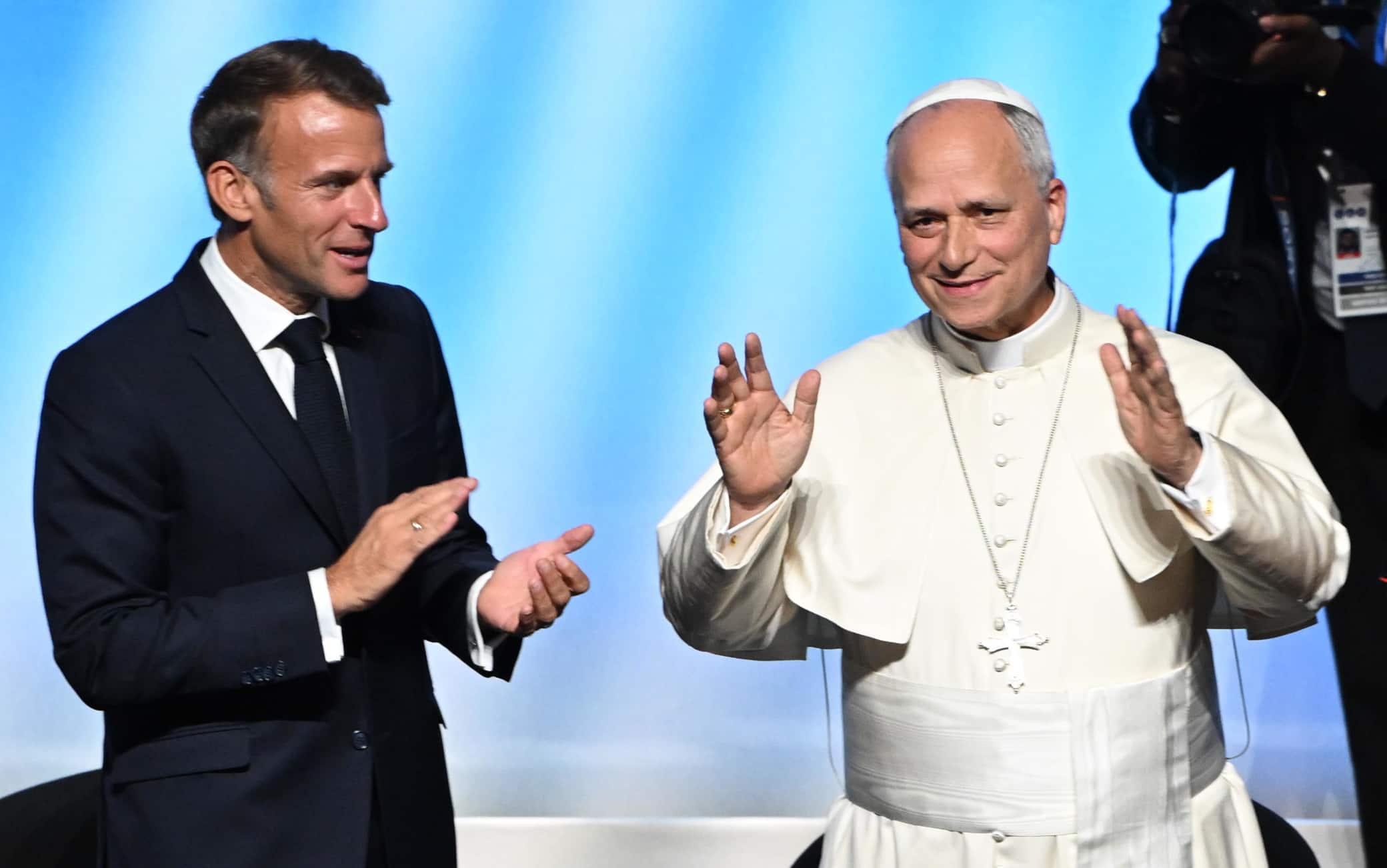 Papa Leone e Macron