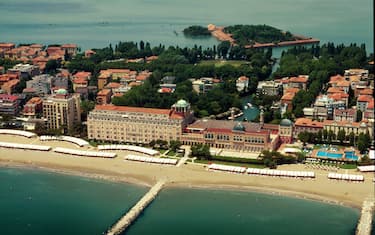 VEDUTA DEL LIDO DI VENEZIA MARE