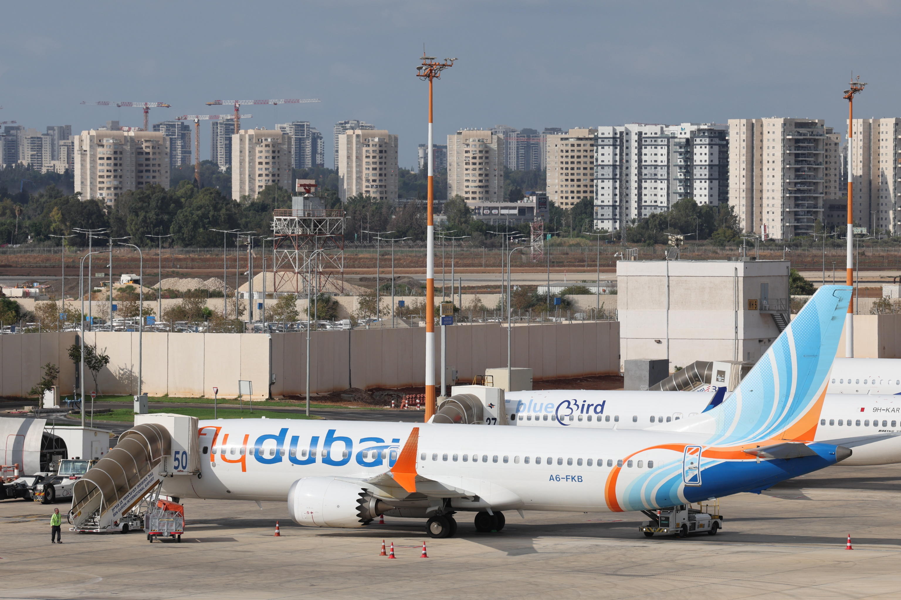 Volo Dubai Tel Aviv Per Israele Terrorismo Cosa Successo Sky TG24 Volo Dubai Tel Aviv Per Israele Terrorismo Cosa Successo Sky TG24
