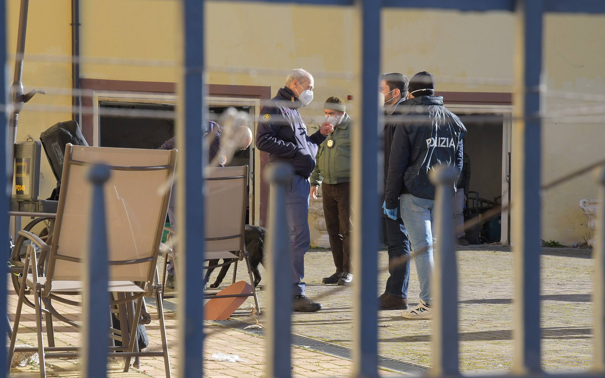 calignano pavia sopraluogo odierno casa pasetti barbara caso gigi bic - omicidio gigi bici i - foto torres 