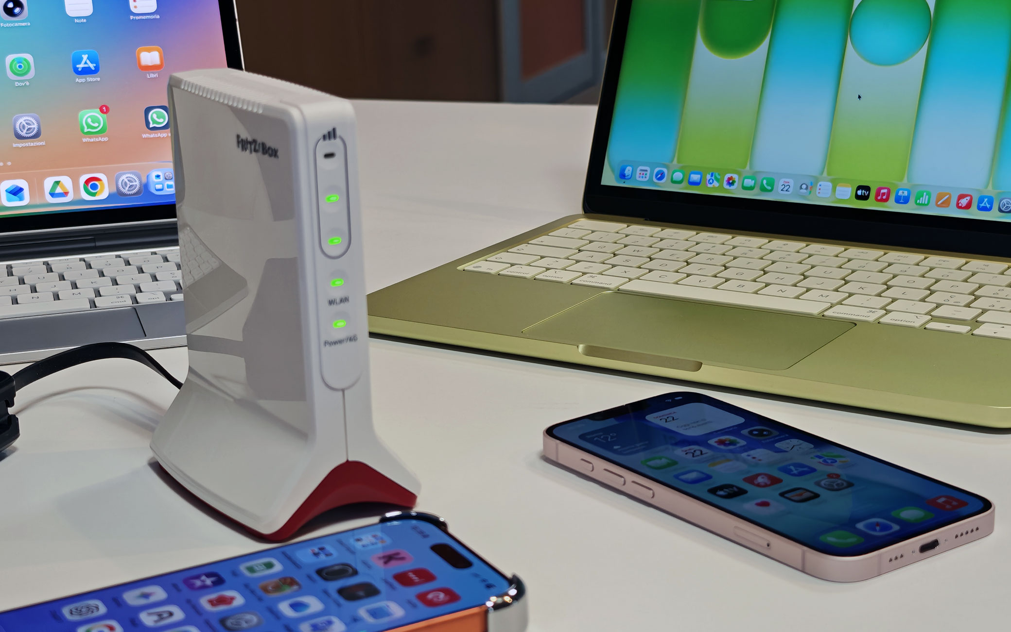 Router portatile FRITZ!Box 6825 4G: caratteristiche, impressioni ...