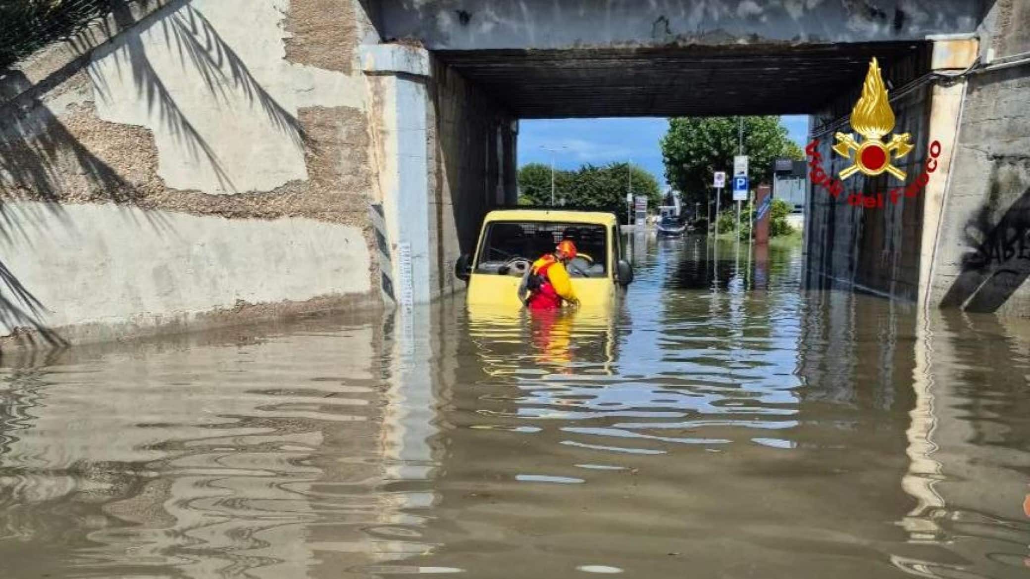 Sottopassi allagati a Jesi