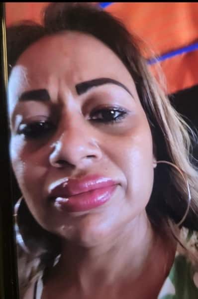 Una immagine di Arachchilage Dona Chamila Wijesuriyauna.
Sono in pieno corso le ricerche di Emanuele De Maria, l'evaso 35enne che questa mattina all'alba avrebbe accoltellato un collega, il barista Hani Fouad Abdelghaffar Nasra, di 50 anni, italiano con origini egiziane, all'esterno dell'albergo in cui entrambi lavoravano, a Milano. Nella struttura, l'hotel Brera di via Napo Torriani, risulta scomparsa anche una collega dei due, una donna di 51 anni, Arachchilage Dona Chamila Wijesuriyauna, di 50 anni, di origine cingalese ma con la cittadinanza italiana, che lavora al bar.
ANSA/CARABINIERI
+++ ANSA PROVIDES ACCESS TO THIS HANDOUT PHOTO TO BE USED SOLELY TO ILLUSTRATE NEWS REPORTING OR COMMENTARY ON THE FACTS OR EVENTS DEPICTED IN THIS IMAGE; NO ARCHIVING; NO LICENSING +++ NPK +++