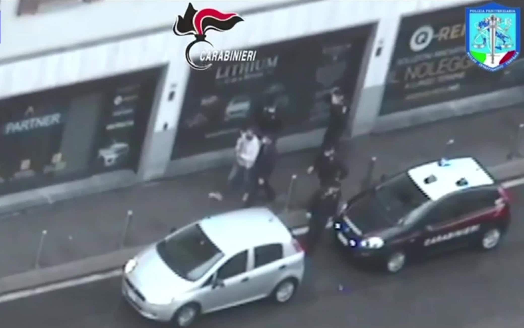 Le immagini dell'operazione