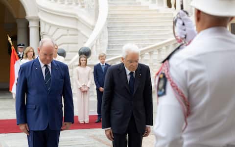 IPA89219108 - NO TABLOID - TT.SS.HH. Prince Albert II of Monaco and Princess Charlene of Monaco and H.S.H. Prince Jacques of Monaco and H.S.H. Princess Gabriella of Monaco welcome Italian President Sergio Mattarella and his daughter Laura Mattarella at the Prince’s of Monaco Palace as part of the State Visit of the Italian President in the Principality of Monaco. On October 2, 2026 in Monaco.