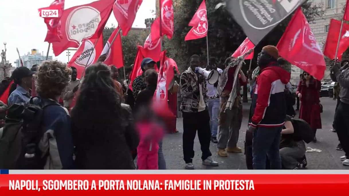 Napoli, sgombero a Porta Nolana: famiglie in protesta