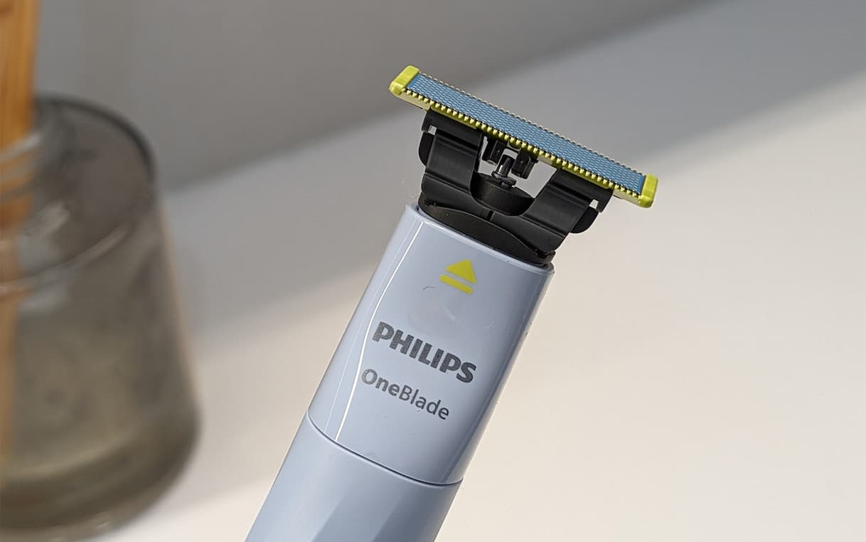 1st Shave, da Philips il rasoio OneBlade delicato sulla pelle | Sky TG24